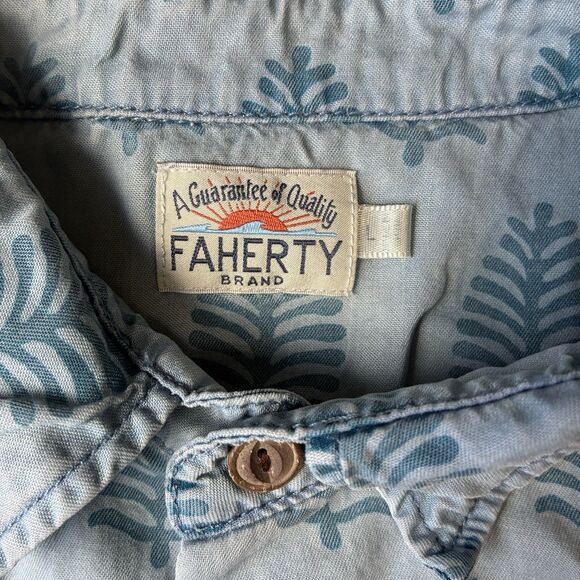 Faherty Men Short Sleeve Breeze Shirt 100% Tencel Large Leaf Print All Over Blue - Picture 5 of 9